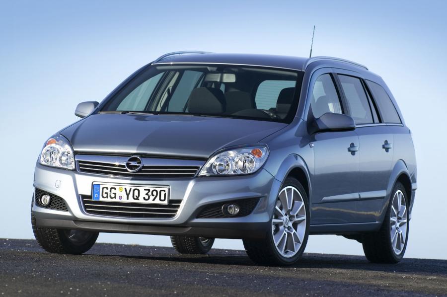  Opel Astra Caravan 2005 года  (фото 1 из 58)